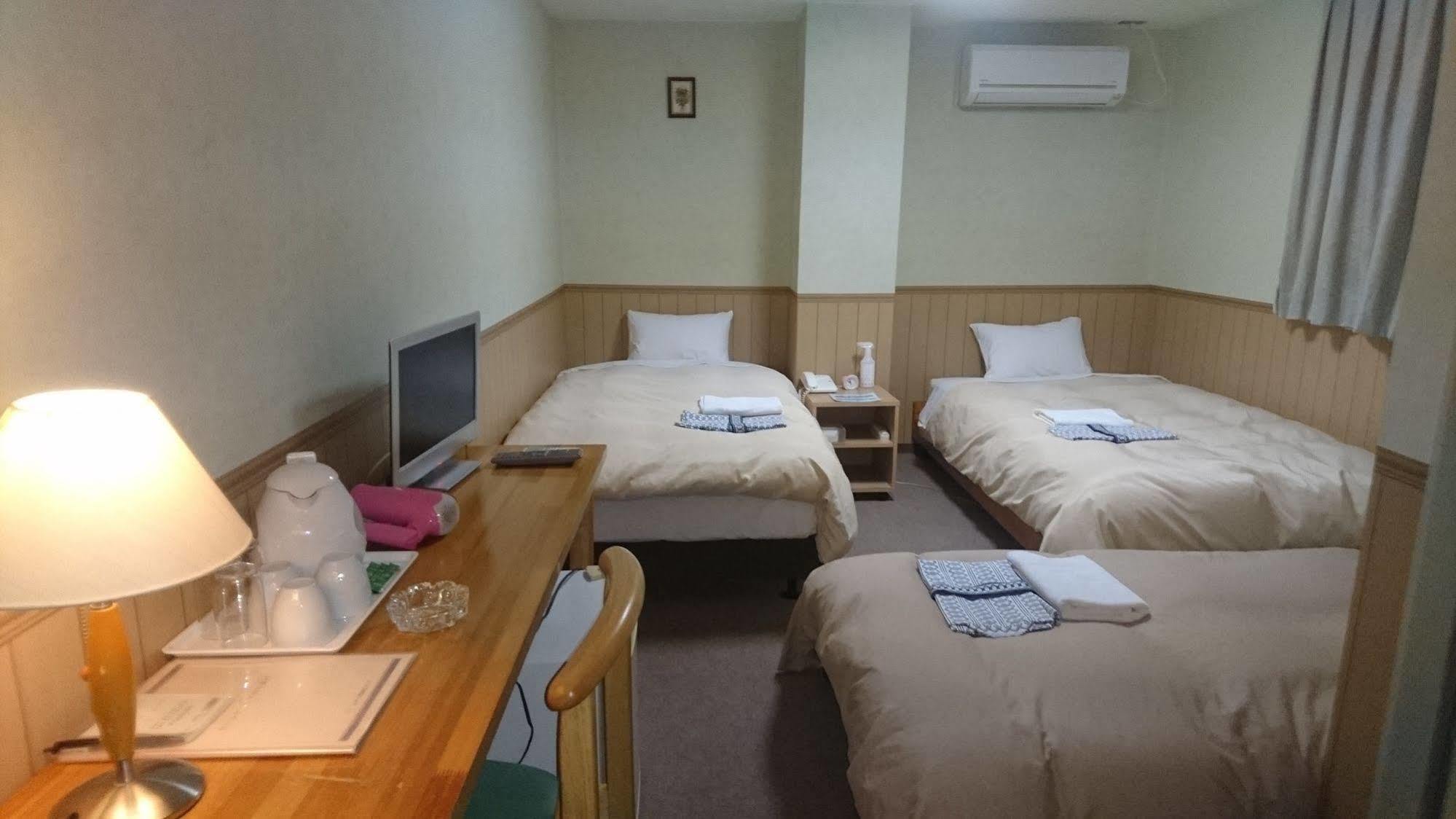 Hotel Himeji Hills Buitenkant foto